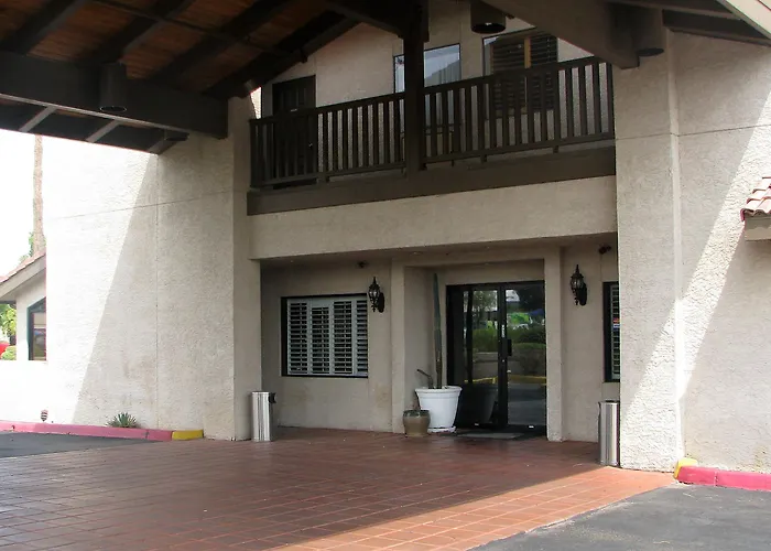 6 Tempe, Az Elliot Road Hotel 3*
