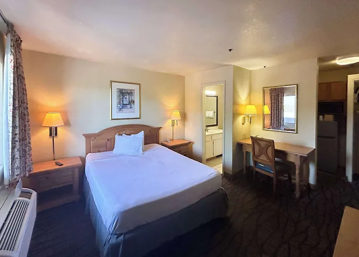 6 Tempe, Az Elliot Road Hotel 3*